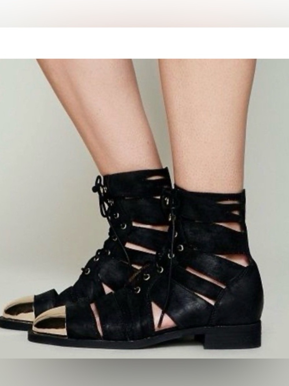 Jeffrey Campbell slashed gold toe boot sz 7